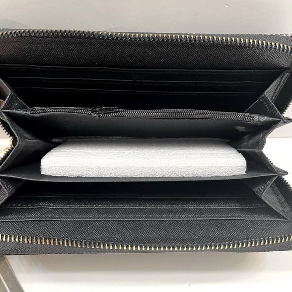 Wallet Snakeskin Print / Animal Python Zip Around / White/Black/Gray- NWT - Picture 5 of 6